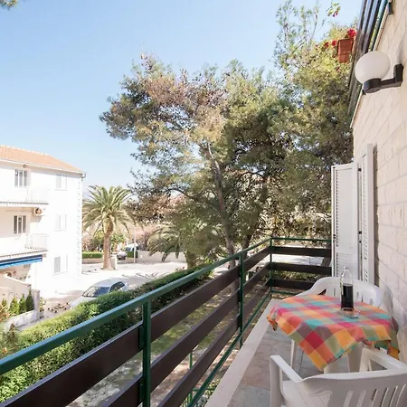 Pinija * Supetar